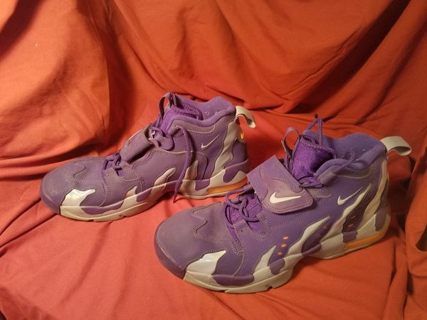 nike basketball shoes size 13