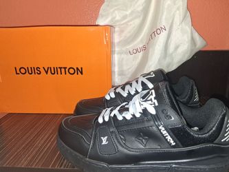 Louis Vuitton arch light sneaker