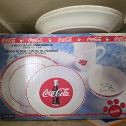Coca-Cola Ceramic Dinnerware Vintage Polar Bear Brand Anchor Hocking 16 Piece Place Setting for 4