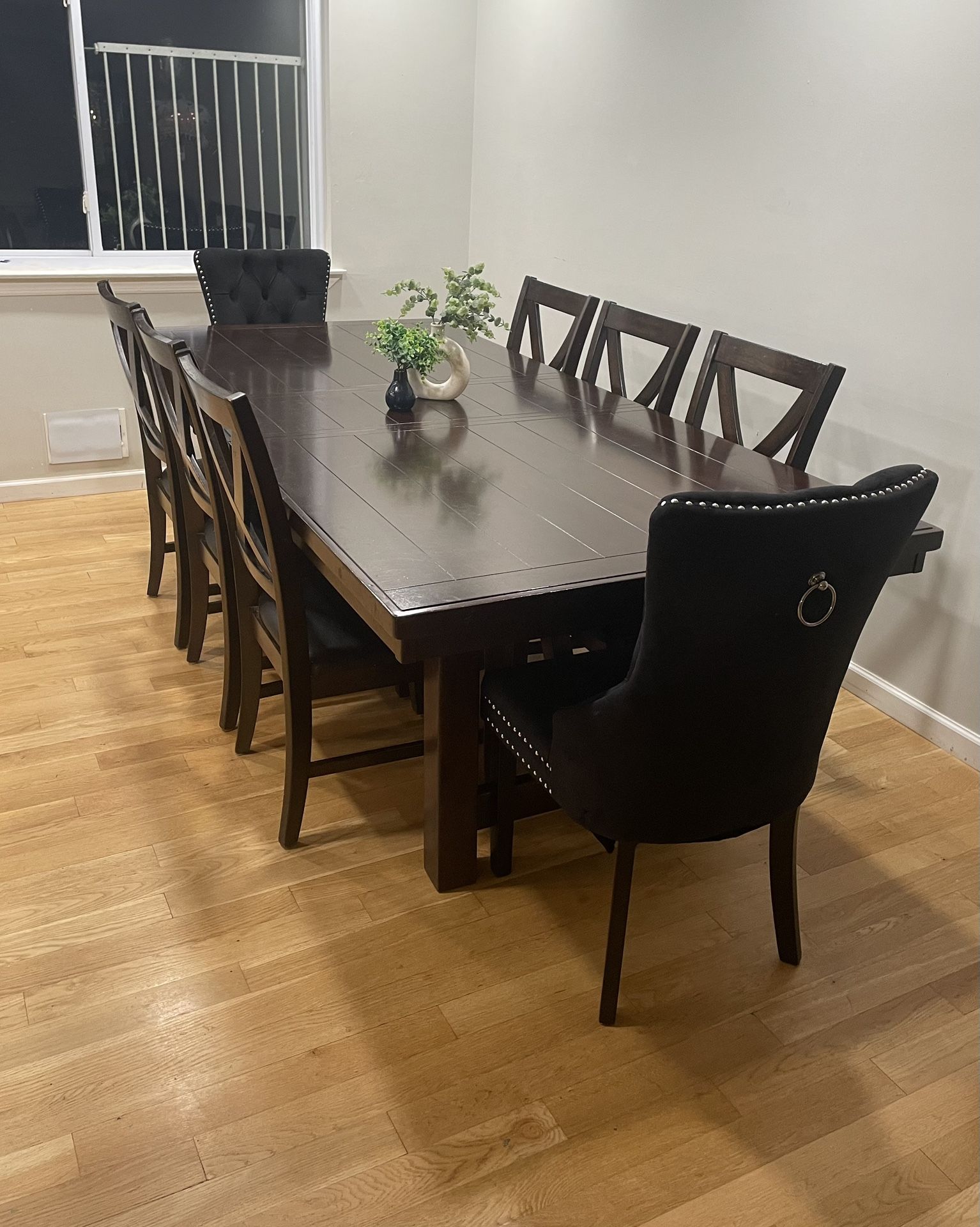Dining Room Table And Chairs