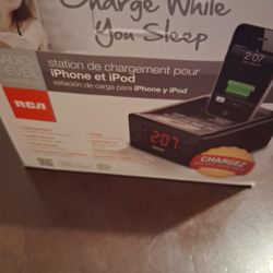 RCA Iphone and Ipod Docking/Charging System