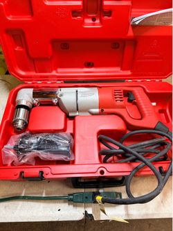 Milwaukee 7 Amp Corded 1/2 in. Corded Right-Angle Drill Kit with Hard Case NEW $225