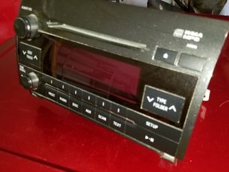TOYOTA TUNDRA CD PLAYER -RADIO 2012