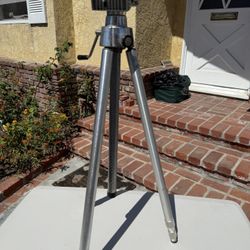 Tripod