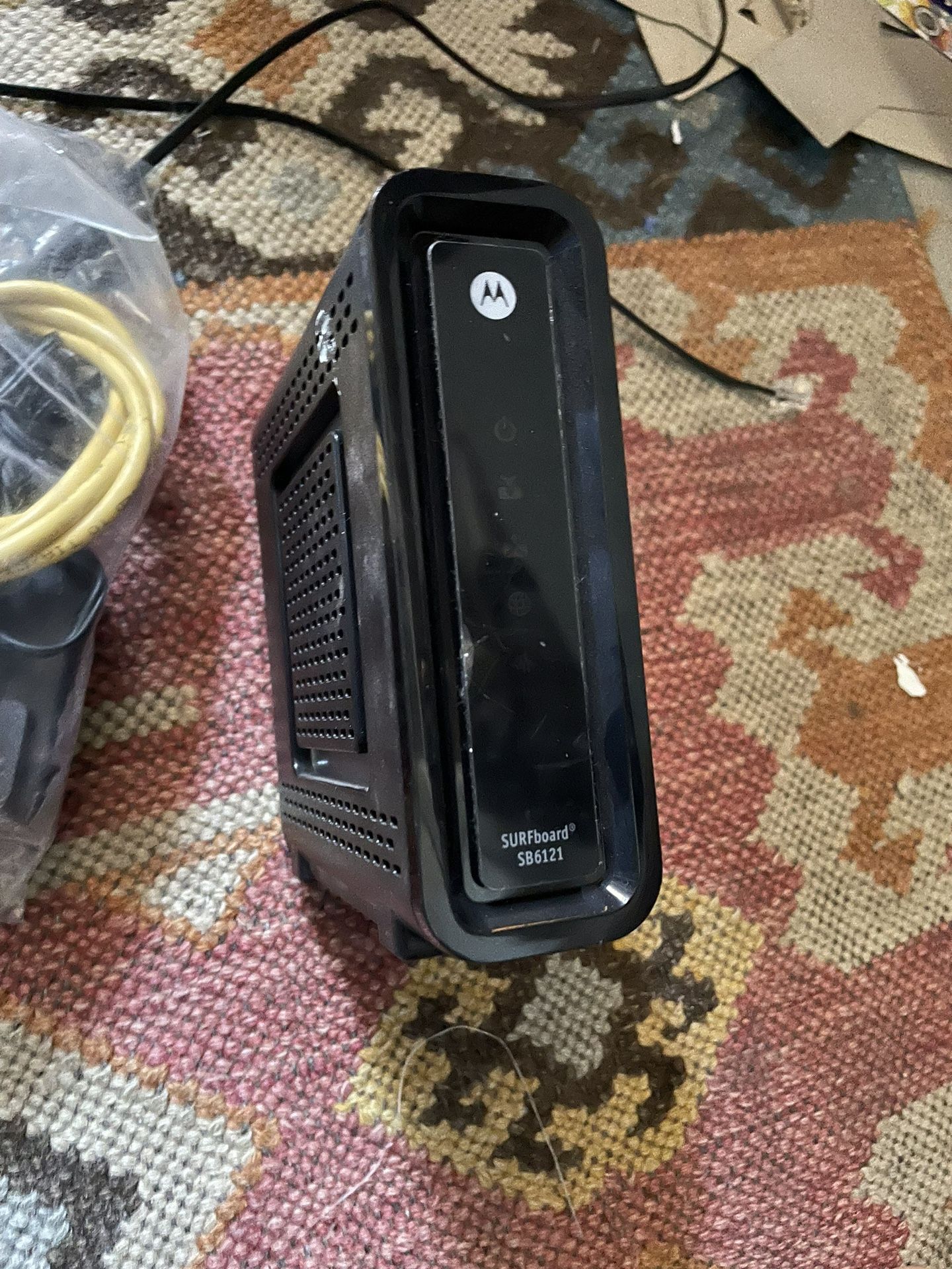 Motorola Surfboard SB6121 Modem