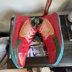 Nike Kyrie 2 Low “Mr. krabs”