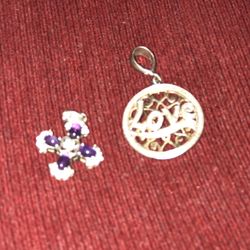 Medal End Cross  Emerald  Pains 