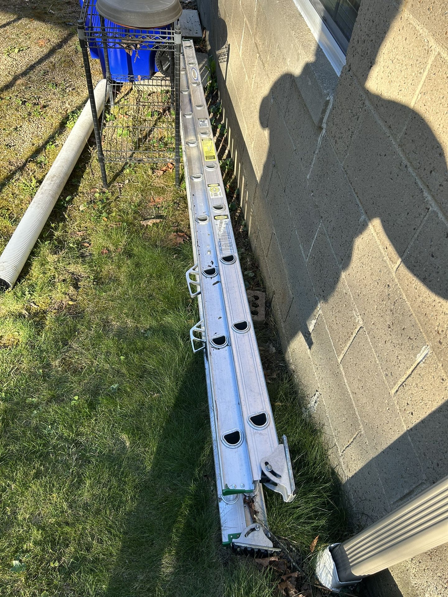 WERNER ALUMINUM LADDER