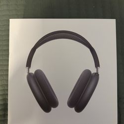 New Black AirPods Max’s 