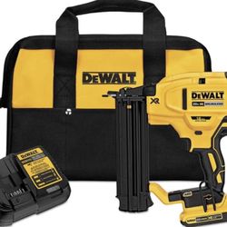 DEWALT 20V MAX* Cordless Brad Nailer Kit, 18GA (DCN680D1)