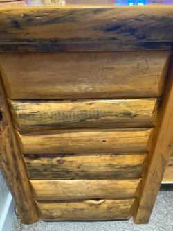 Dresser, 3 drawer, Montana logs,