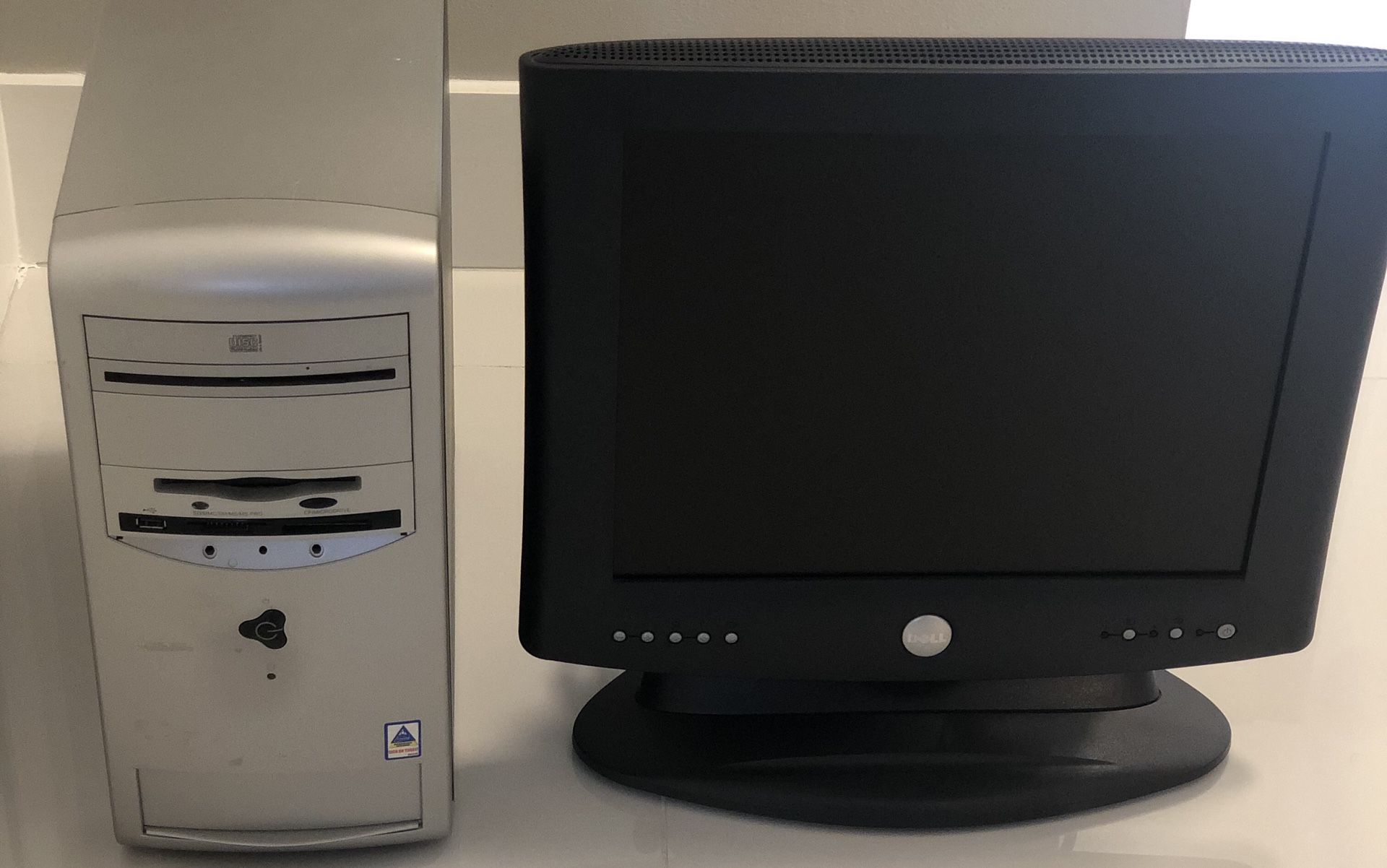 Windows 7 Computer & Monitor