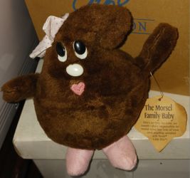 VINTAGE & COLLECTIBLE 1984 NESTLE LITTLE BITS MORSEL BABY SMALL PLUSH