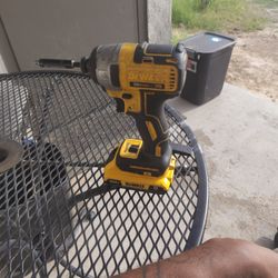 DeWalt 20v Max  2AH Brushless XR Drill $100