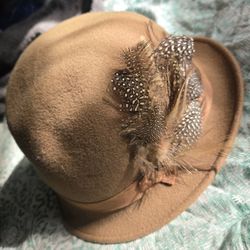 ~ women's fedora hat with ribbon & feathers
