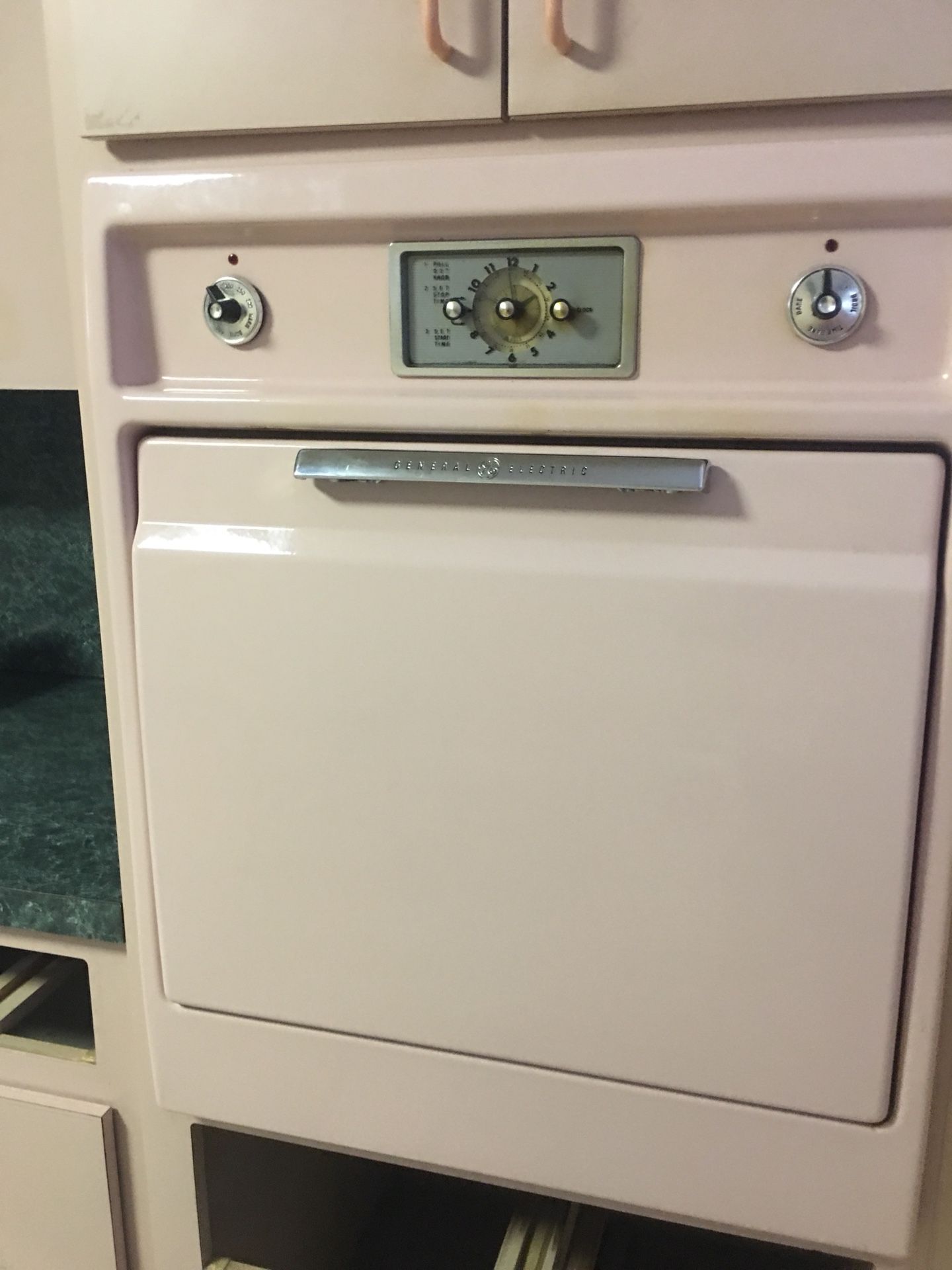 1950’s GE Antique wall oven. Mauve color , works great!