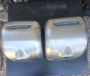 HAND DRYER ,XLERATOR