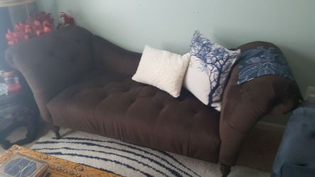 Sofa / Couch / Settee