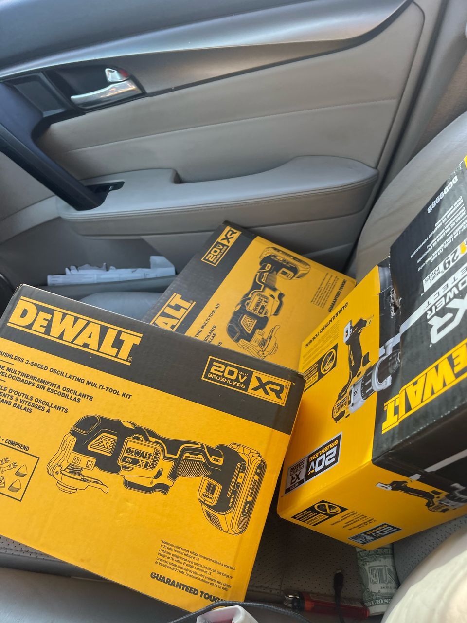 DeWalt 20V MAX Oscillating Multi-Tool Kit & The DeWalt Jig Saw Kit