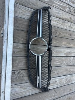 2018 Mercedes C63 AMG Factory Grille