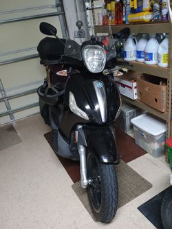 Piaggio BV-350 Scooter , original owner