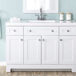 Everdean 39in Single Sino White Bath Vanity 