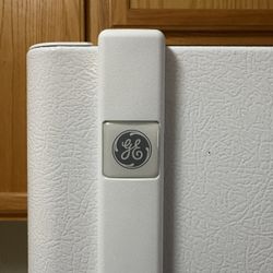 GE Fridge 