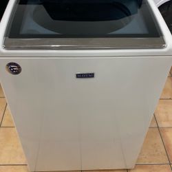 MAYTAG WASHER MACHINE 
