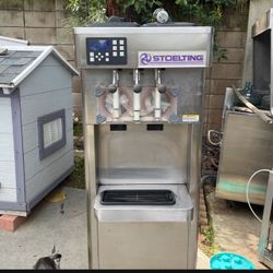 Ice Cream/yogurt Machine
