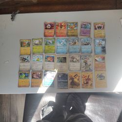 26 Pokemon Cards