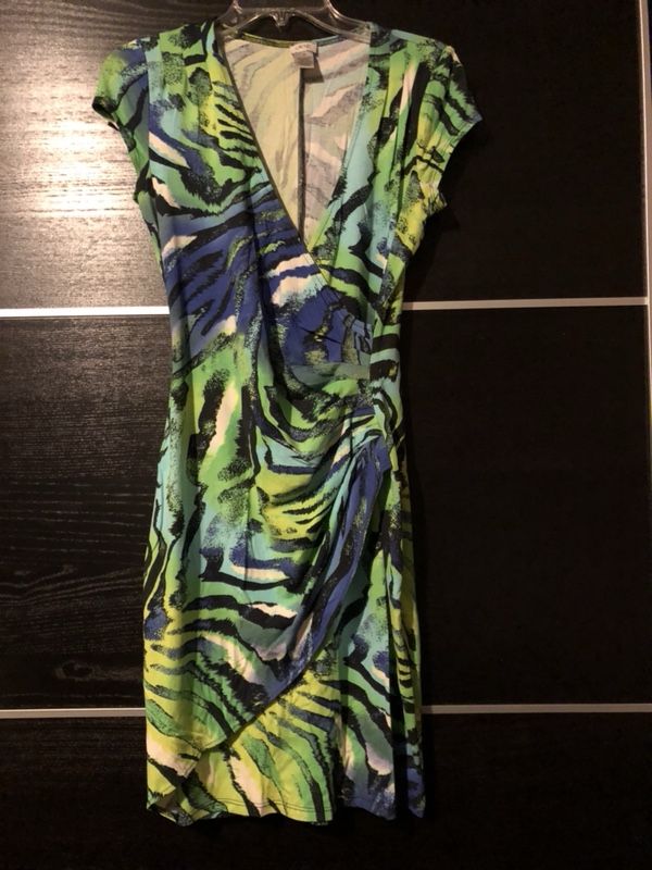 Dress 👗 Cache Size M, Stretch, New