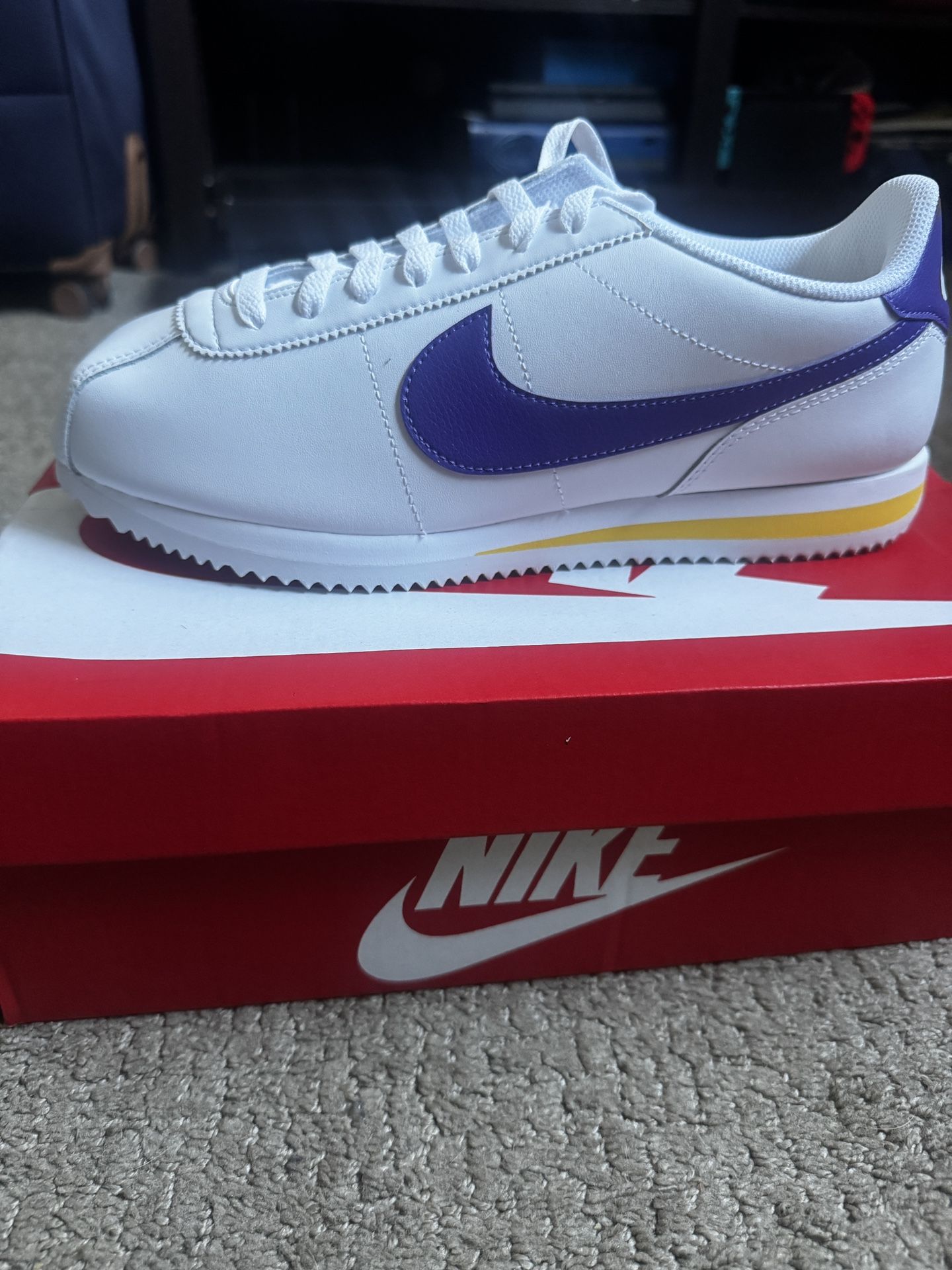 Nike Cortez Lakers Size 10 Men’s