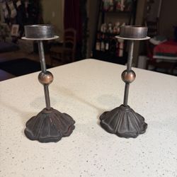 🕯️ Vintage Cottagecore Farmhouse Metal Candlesticks – Set of 2 🕯️
