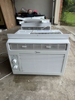 A/C WINDOW UNIT BLOWS COLD!