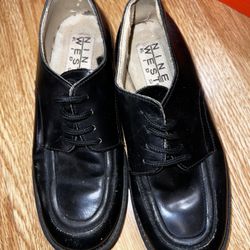 Boys Nine West Dress Shoes Size 2