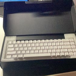 Wired White Gaming Keyboard (READ DESC!!)