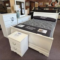 Brand New Complete Bedroom Set Are Available With Free Delivery And Cash On Delivery 