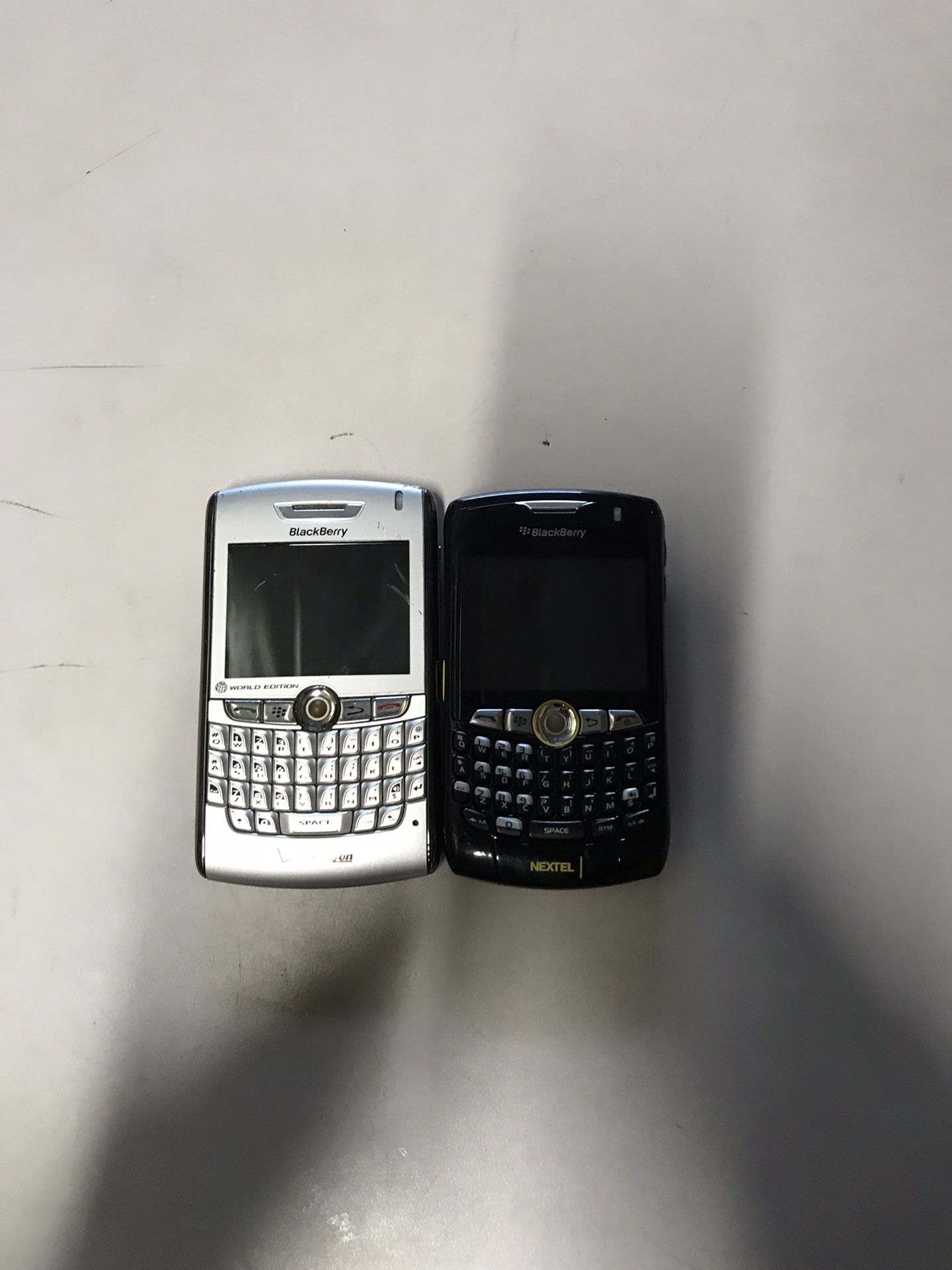 Lot of 2 Blackberry Phones Rim Curve 5350i Nextel / 8830 Version- Excellent Cosmetic Condition