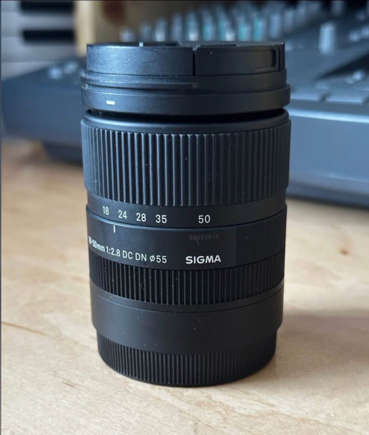 Sigma 28-55mm F/2.8 DC DN Contemporary (Sony E-Mount)