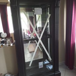 Curio cabinet 