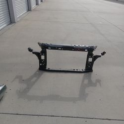 18 To 19 Radiator Core Support Hyundai Sonata ( Oem)