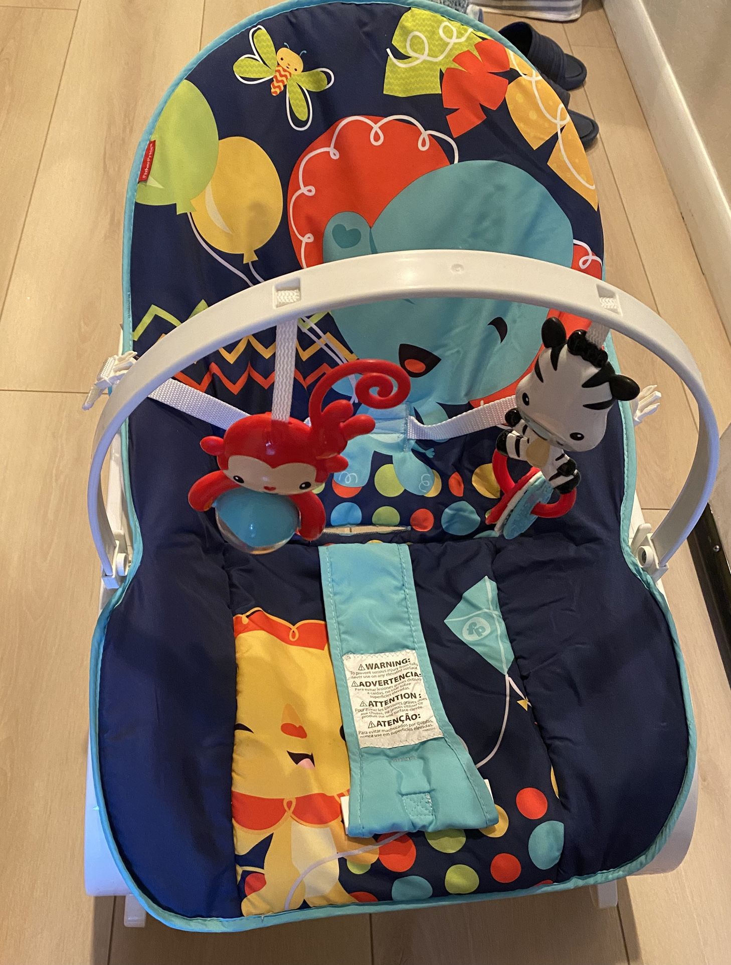 Portable Baby Bouncer Infant Seat with Removable-Toy-Bar