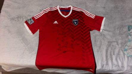 Red 2014 San Jose Earthquakes Jersey  Signed