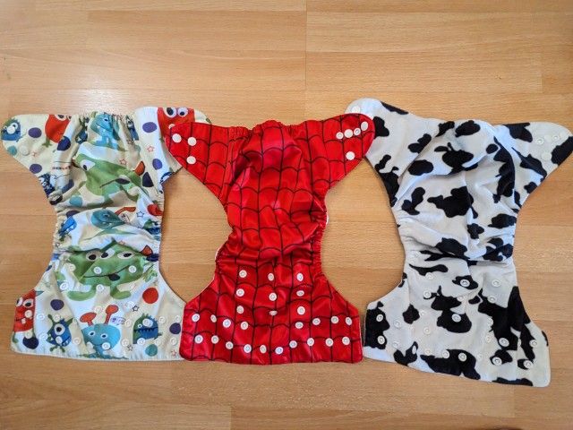 USED! Rewashable Diapers With The Inserts 