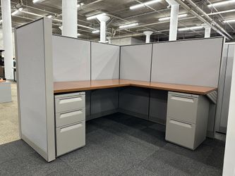Herman Miller Canvas Cubicle (6’D 6’W 57”H)
