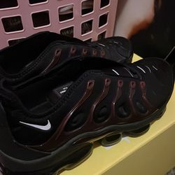 Nike Air Vapor Max size 10 Men