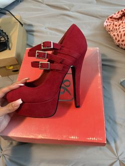 Red Pumps
