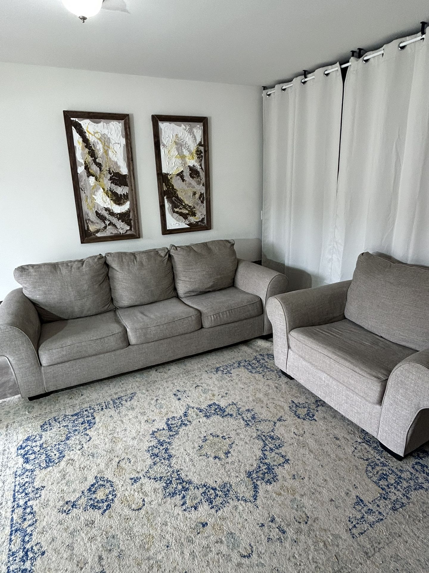 Gray Sofa / couch & oversized chair 🛻Delivery Available 🛻