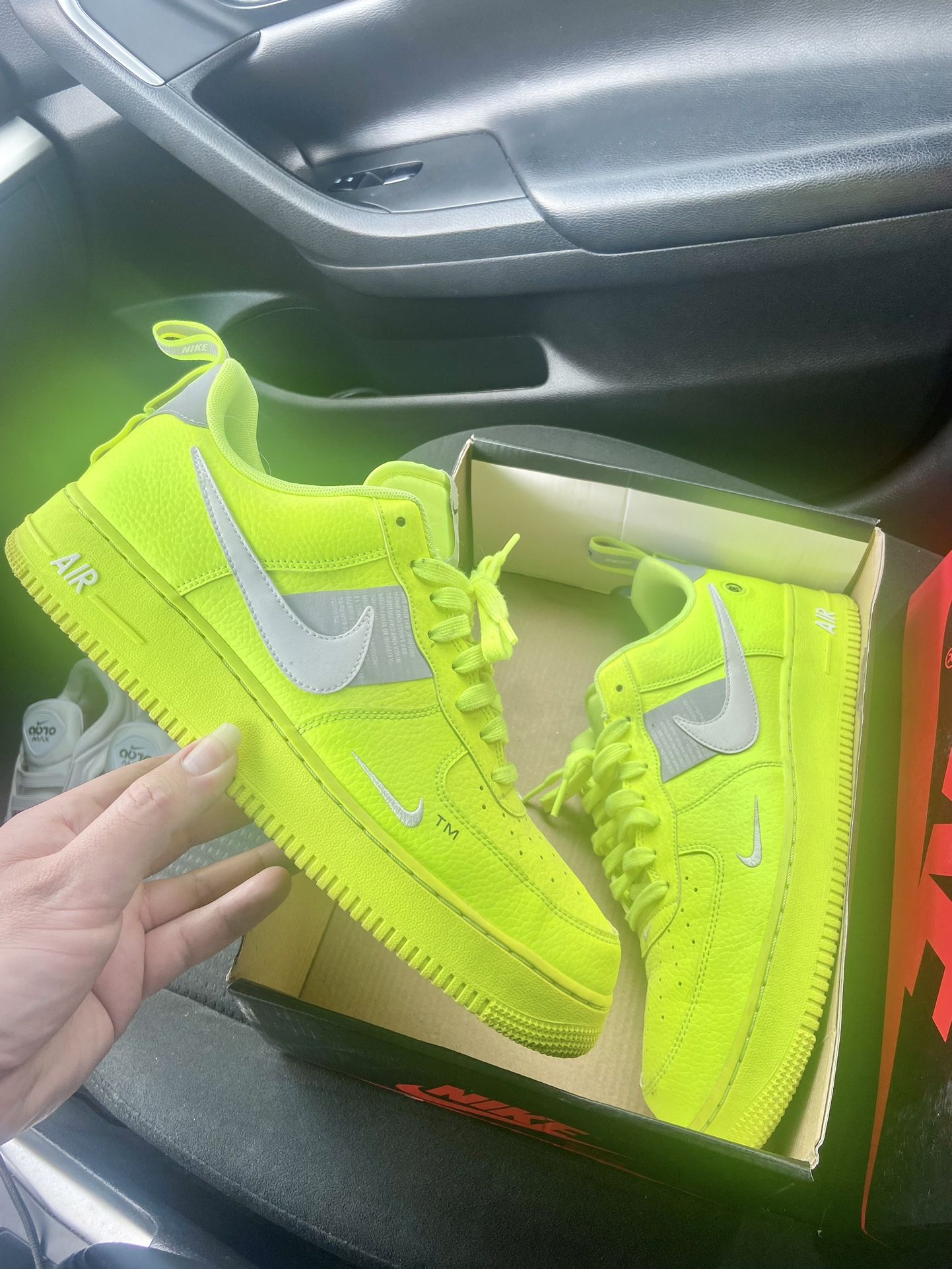 Nike AF1 Volt 2 (USED)