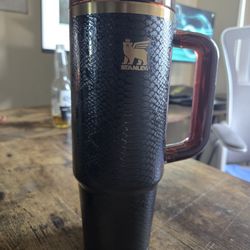 Black Snakeskin Stanley 30oz